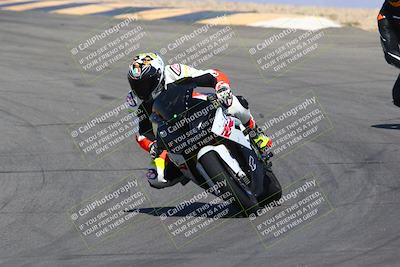 media/Mar-28-2022-Superbike Trackdays (Mon) [[b8603d0f67]]/Open Track Time/Turns 9 and 10/